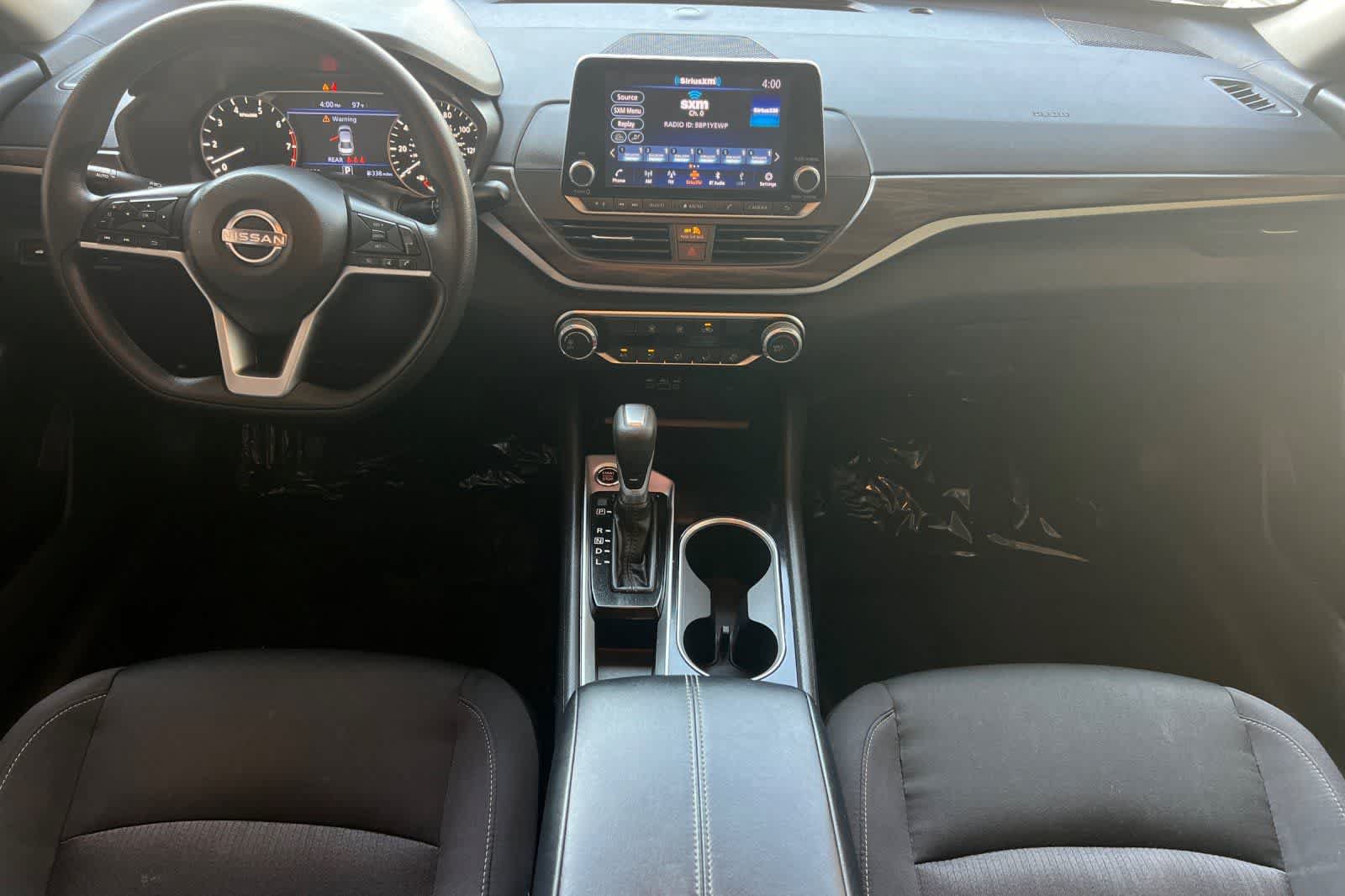 Used 2024 Nissan Altima 2.5 SV FWD image 4