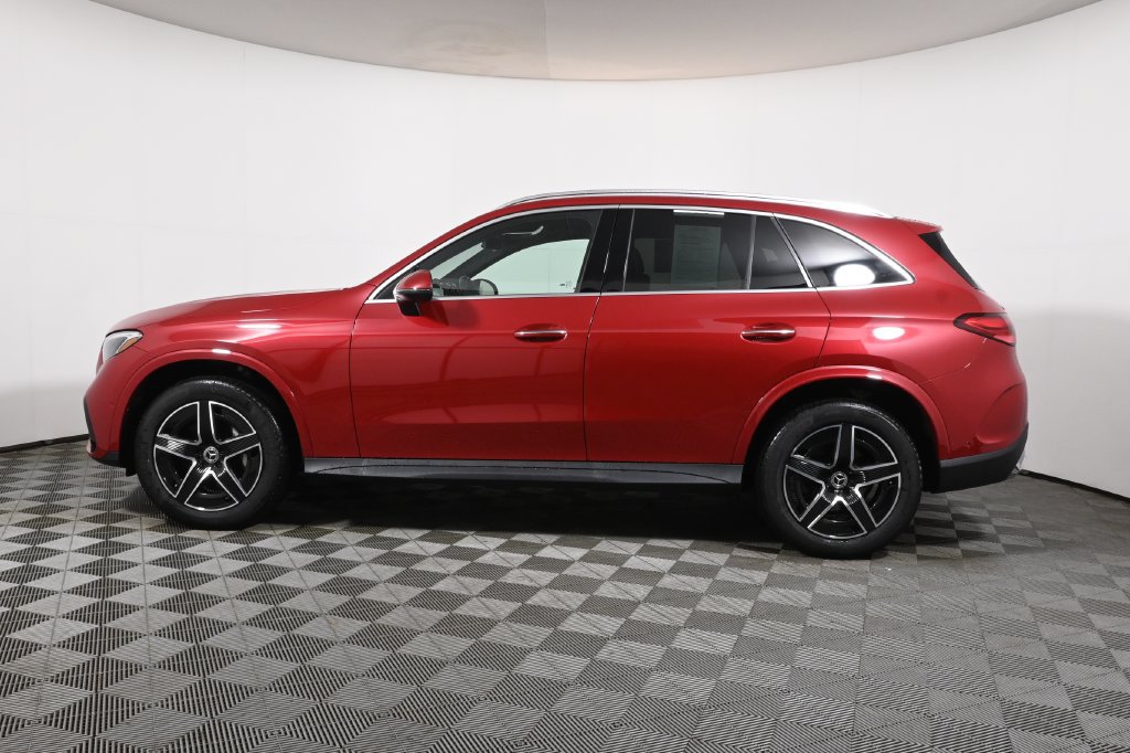 Certified 2026 Mercedes-Benz GLC 300 4MATIC image 2