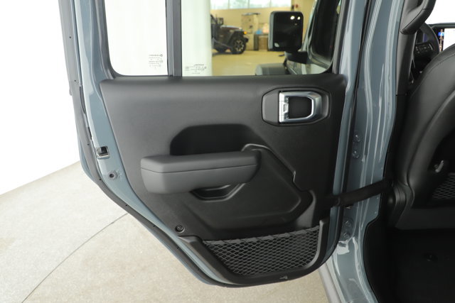 New 2026 Jeep Gladiator Rubicon w/ Technology Group image 16