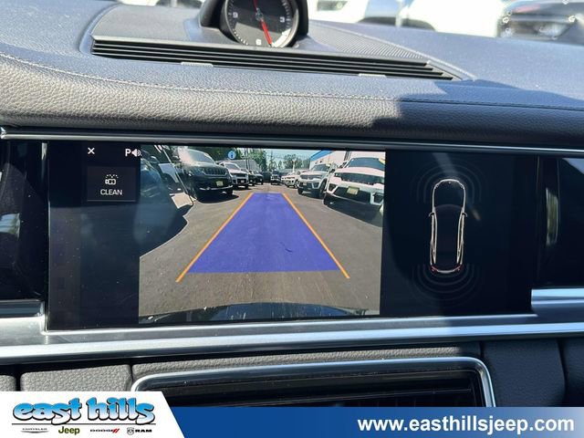 Used 2018 Porsche Panamera 4 AWD/4WD image 40