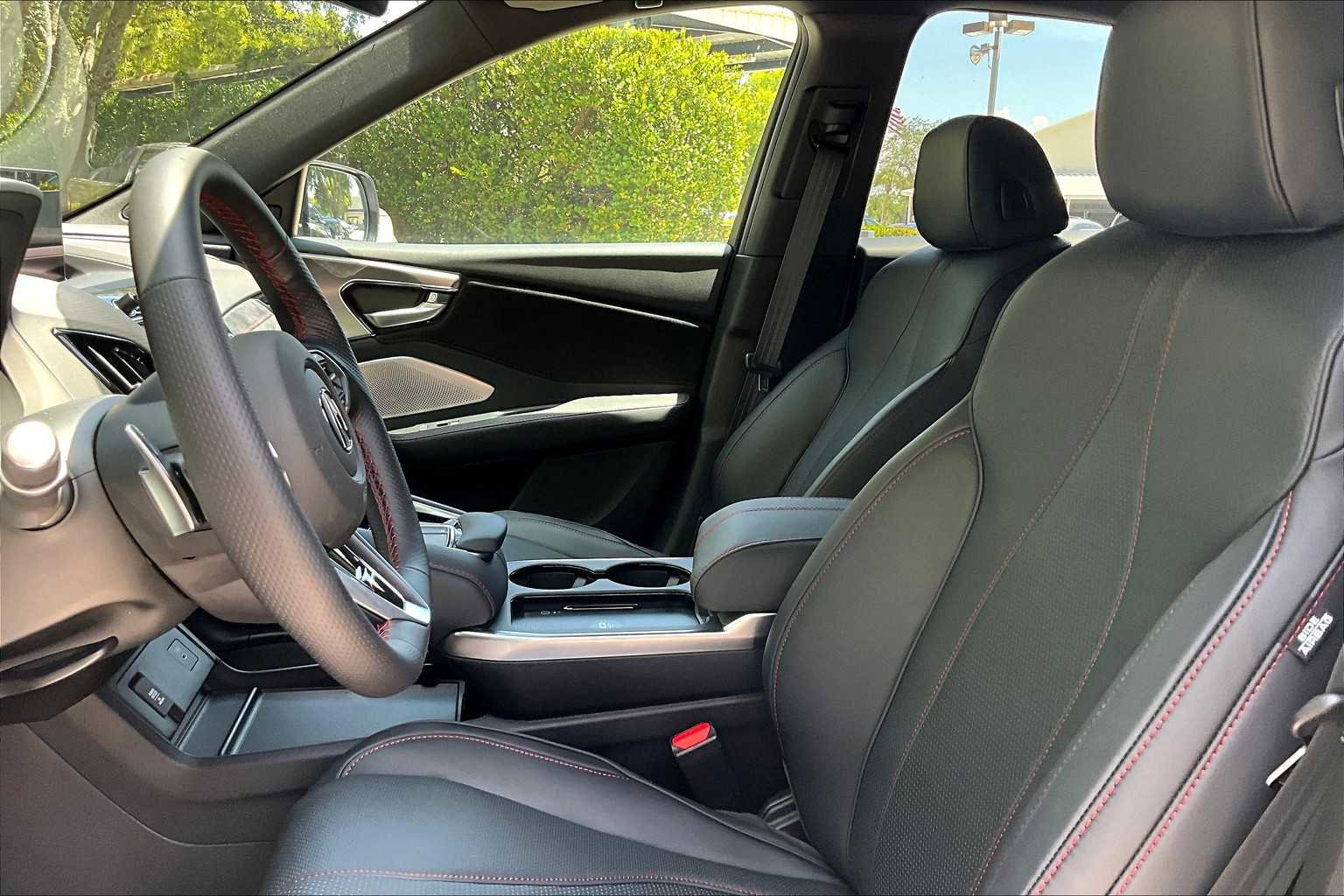 Used 2025 Acura RDX A-Spec image 9