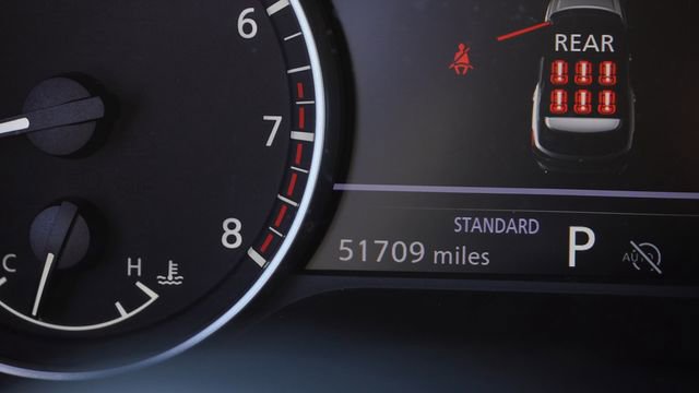 Used 2024 Nissan Pathfinder SV image 35
