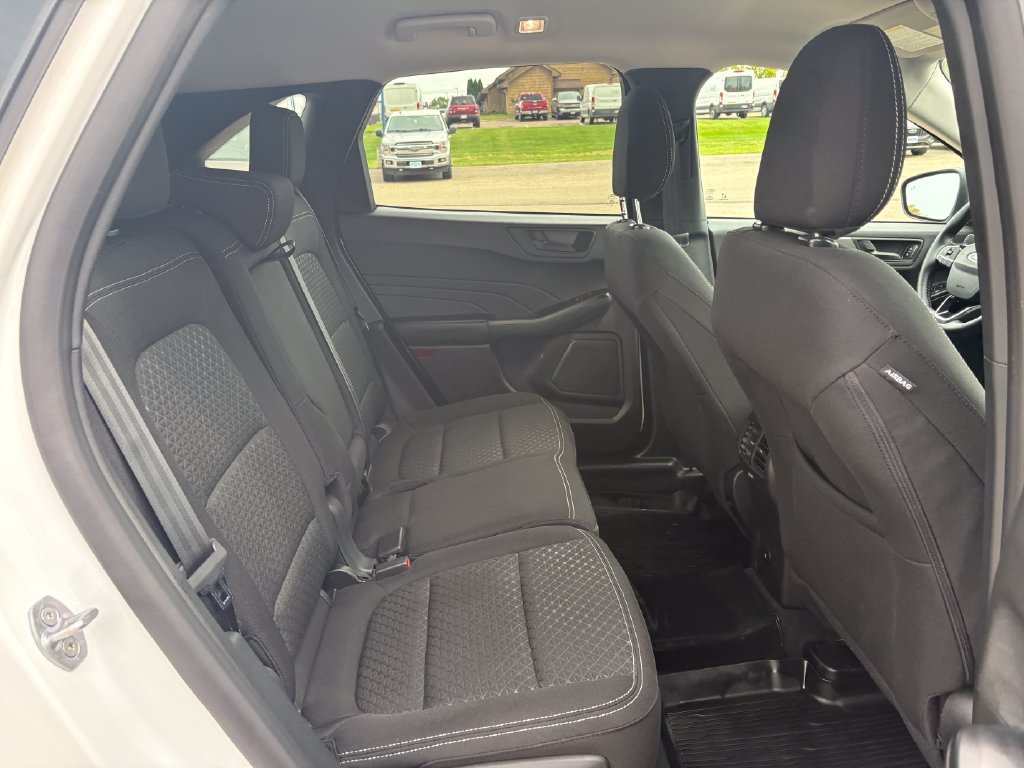 Used 2024 Ford Escape Active AWD/4WD image 14
