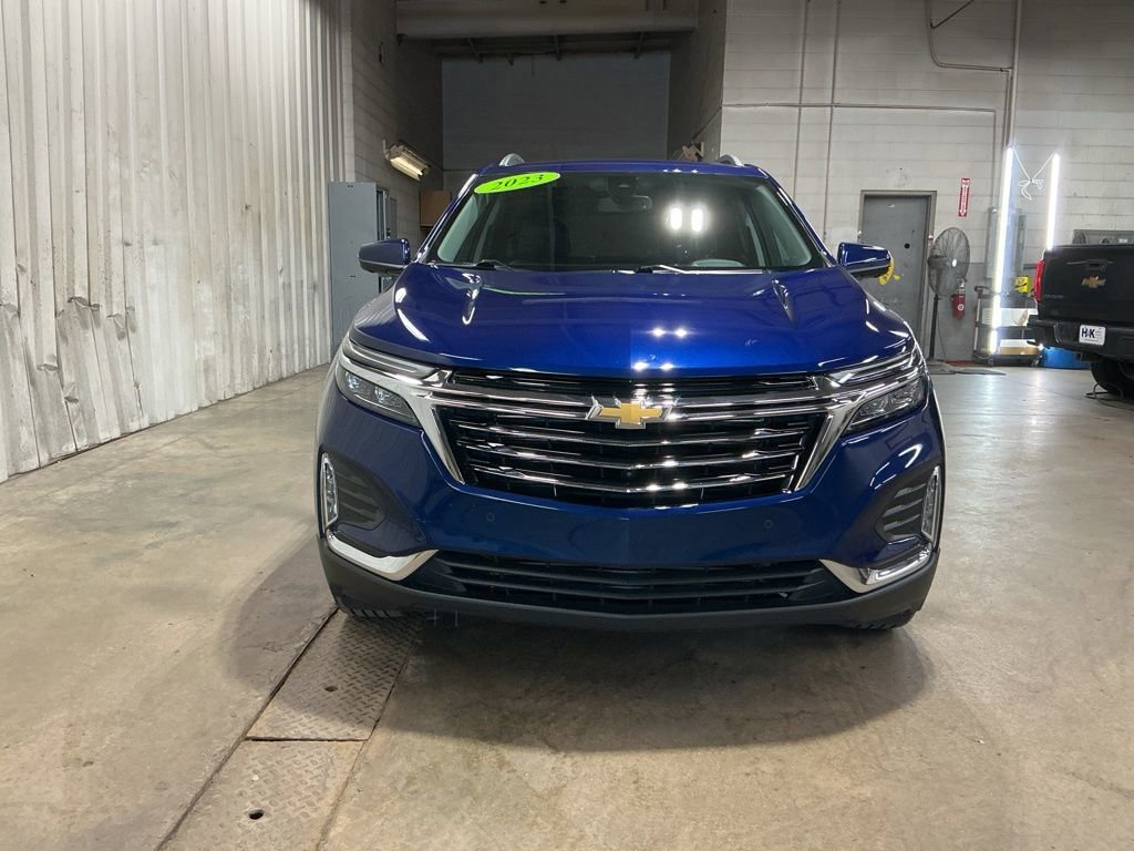 Used 2023 Chevrolet Equinox Premier image 2