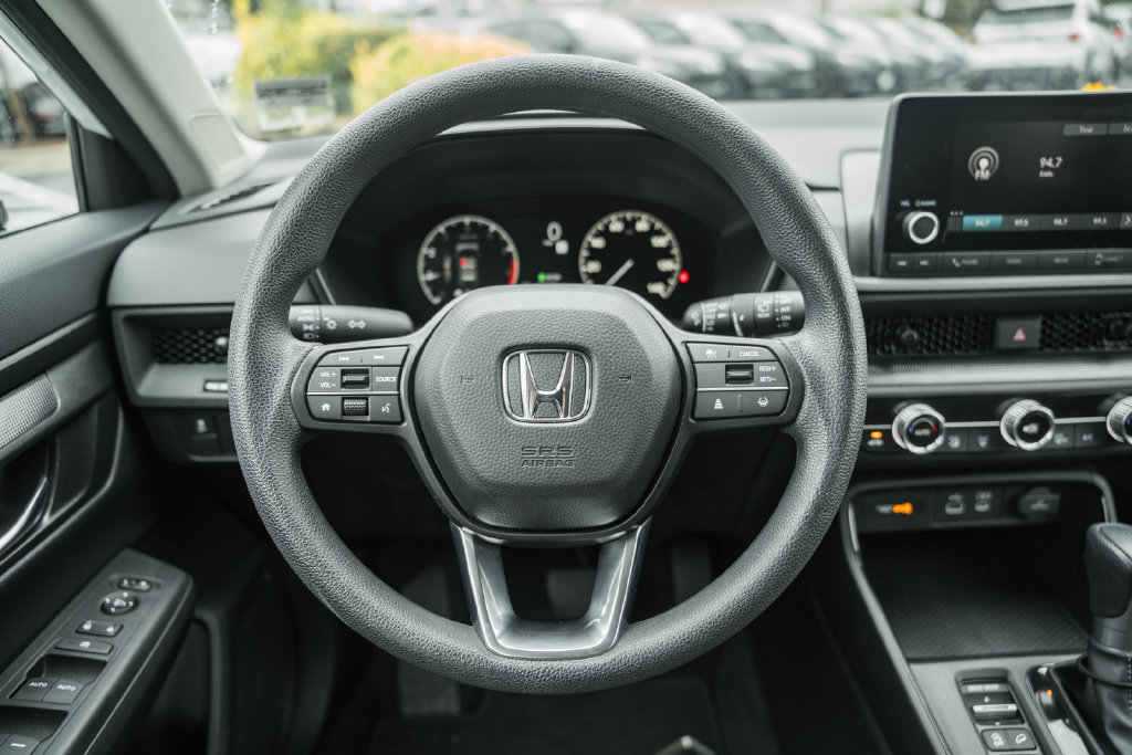 Used 2024 Honda CR-V EX image 28
