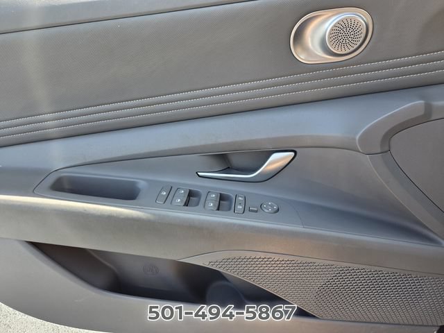 Used 2023 Hyundai Elantra SEL w/ Convenience Package FWD image 25