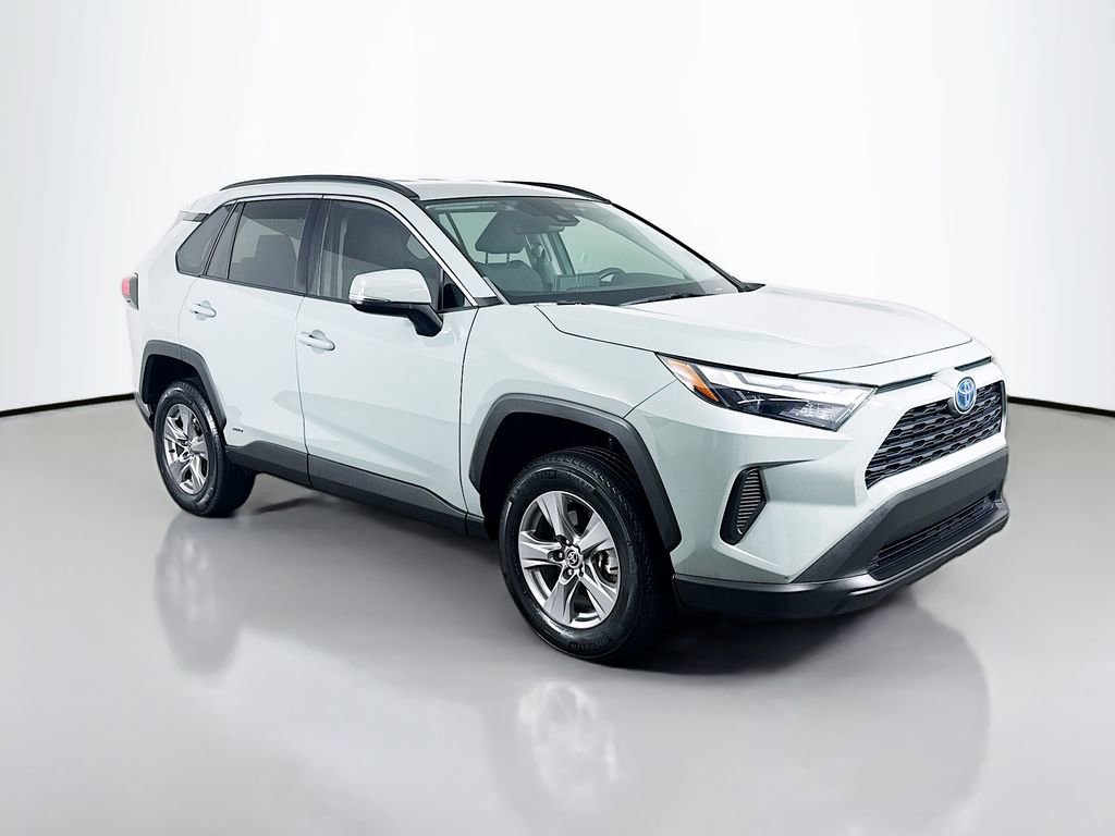 Used 2023 Toyota RAV4 XLE image 3