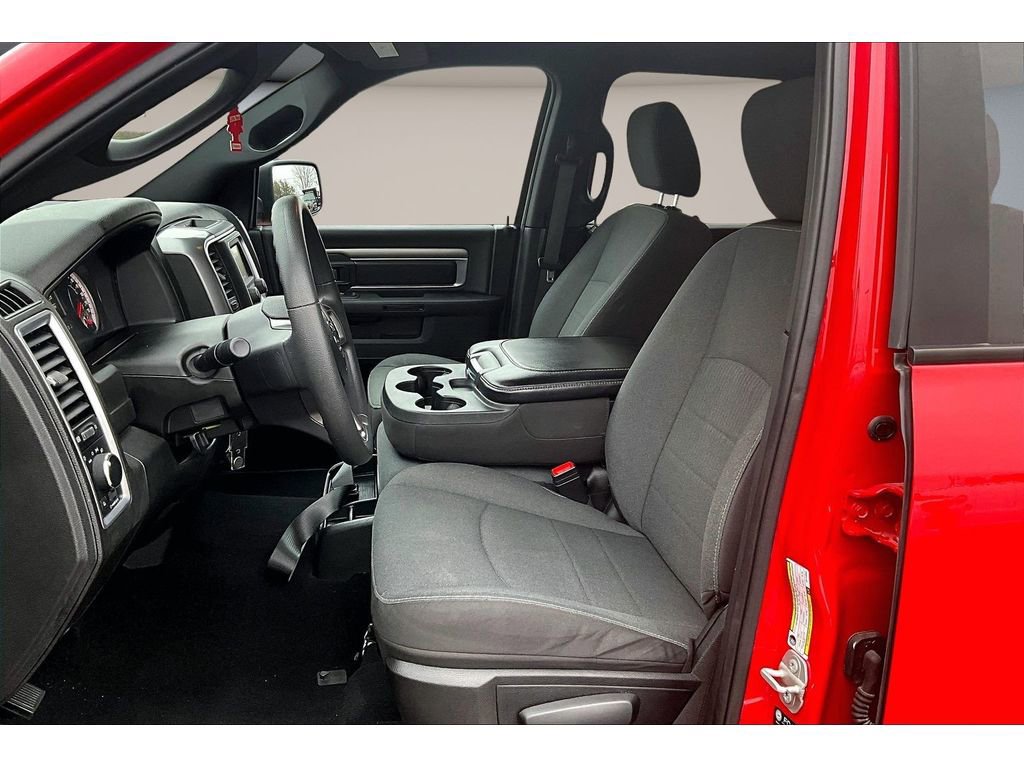 Used 2024 RAM 1500 Classic Warlock image 26