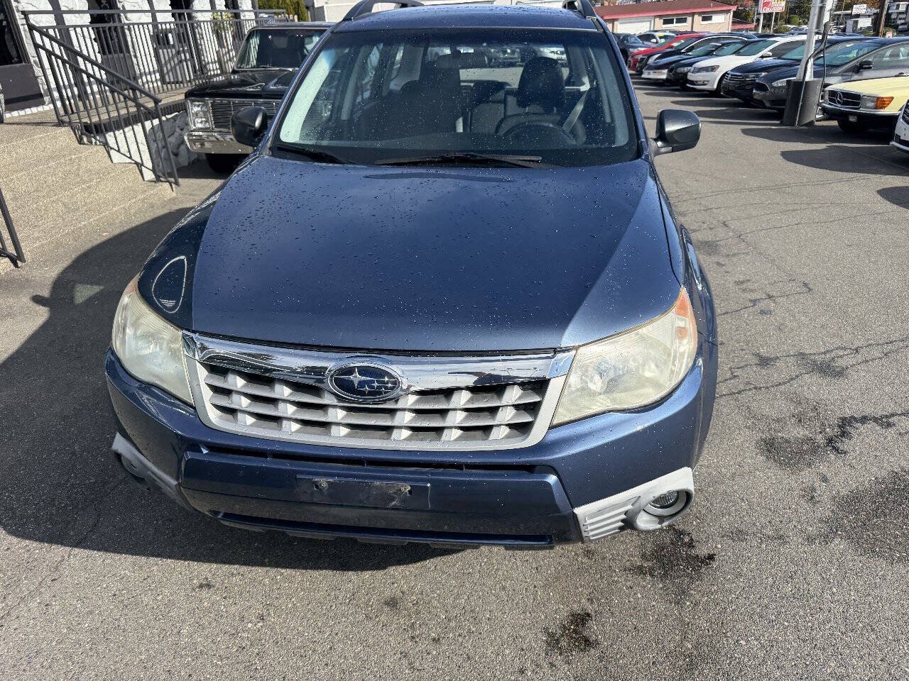 Used 2011 Subaru Forester 2.5X AWD/4WD image 2