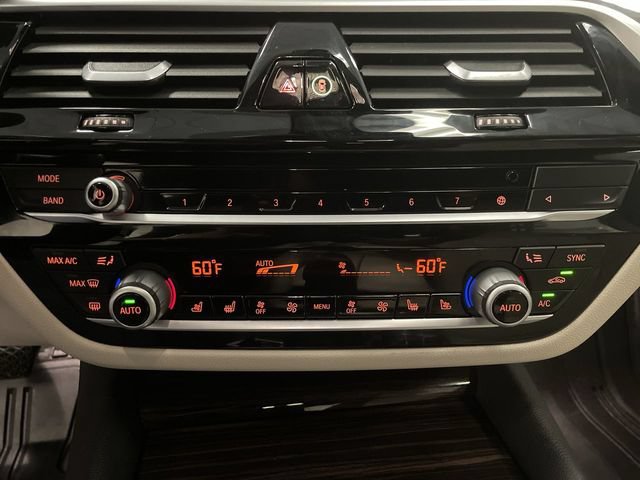 Used 2021 BMW 540i xDrive w/ Premium Package AWD/4WD image 19