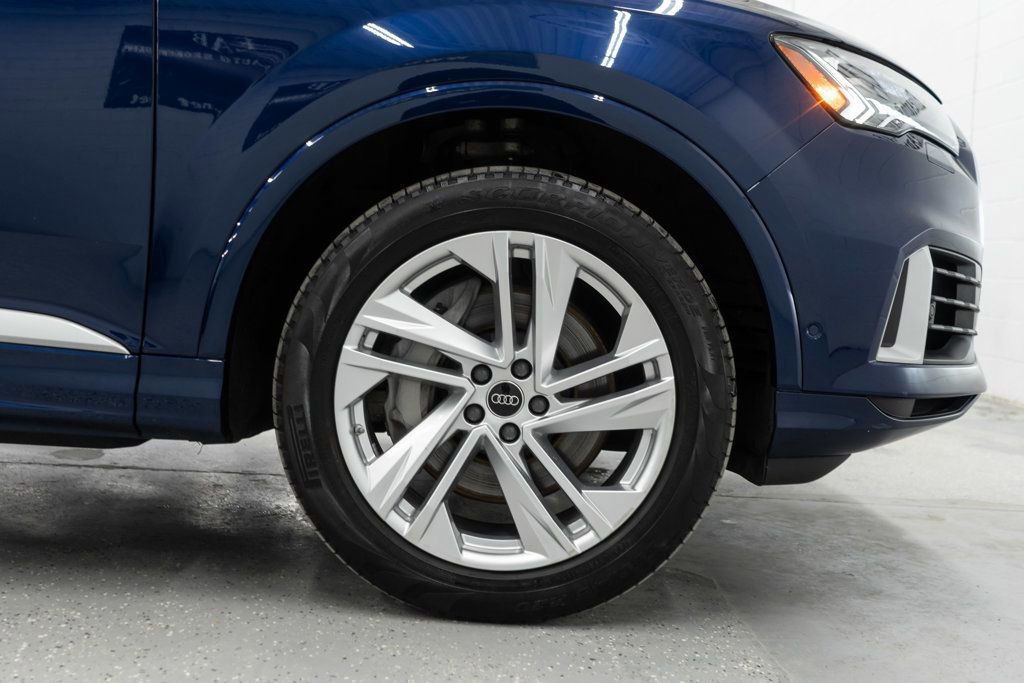 Used 2023 Audi Q7 3.0T Premium image 43