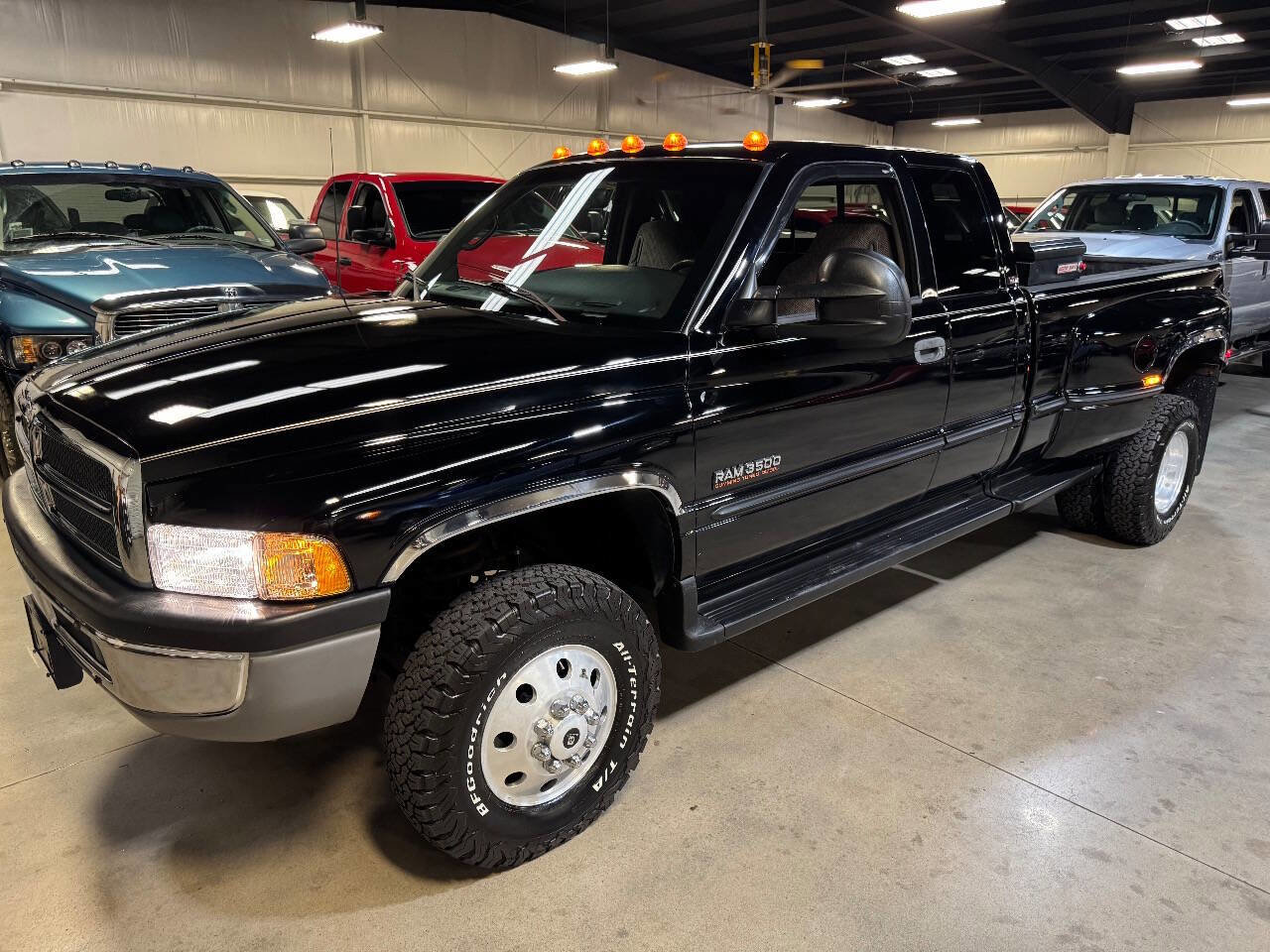 Used 1998 Dodge Ram 3500 Truck SLT LARAMIE 4X4 12V 5.9L CUMMI image 12