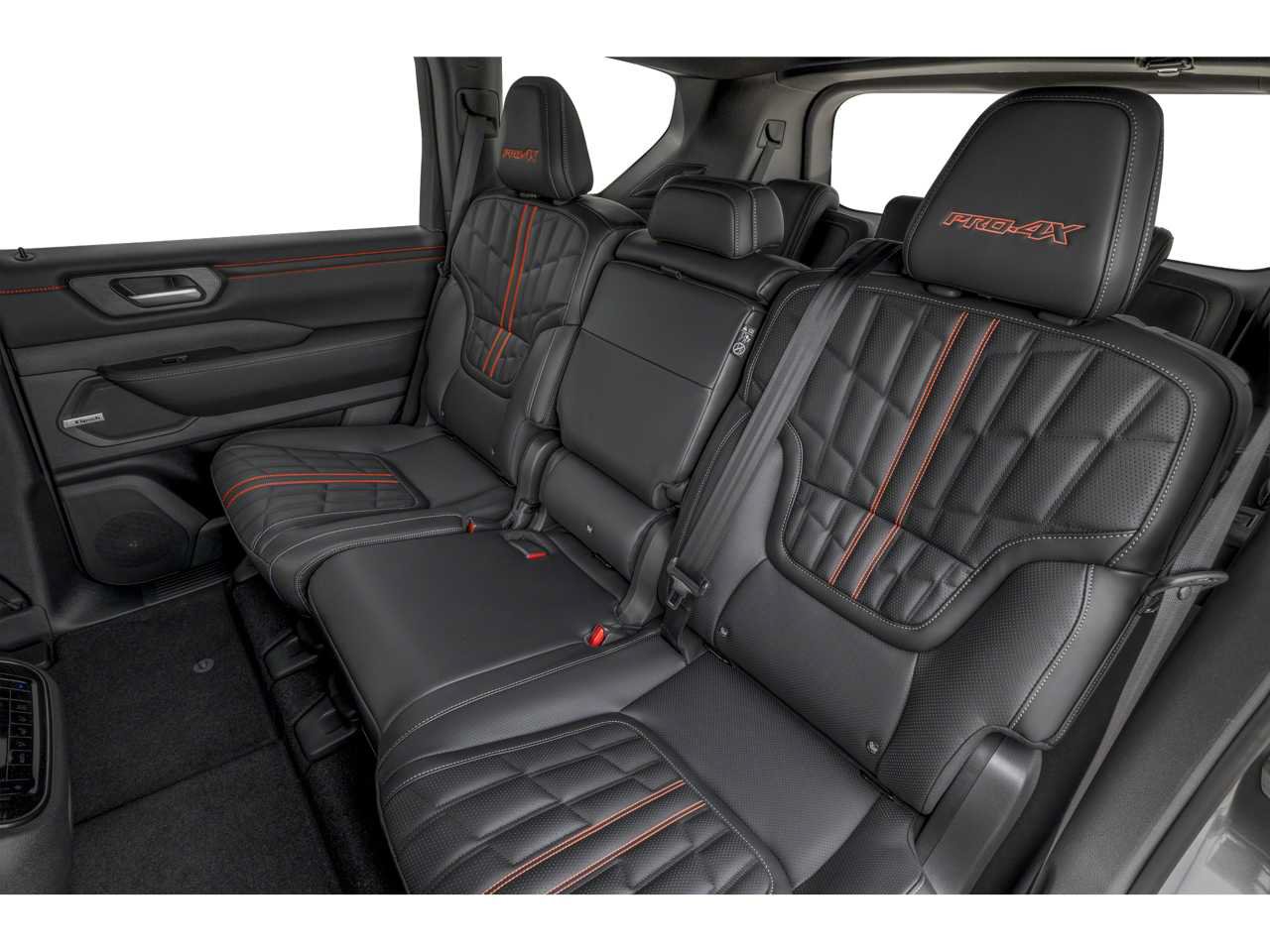 Used 2025 Nissan Armada PRO-4X AWD/4WD image 9