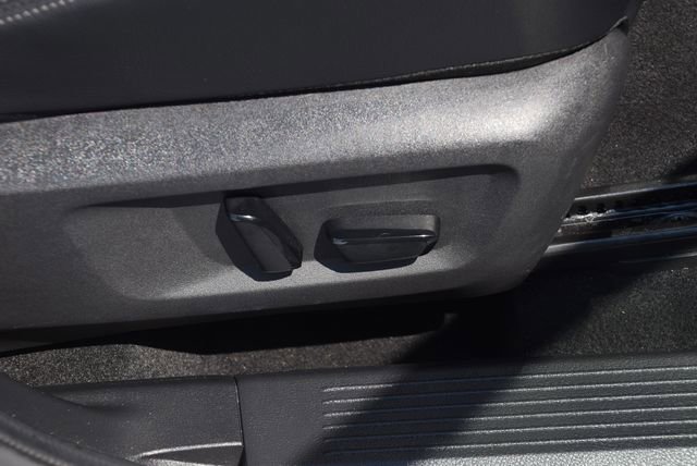 Used 2023 Nissan Rogue SL w/ SL Premium Package AWD/4WD image 32