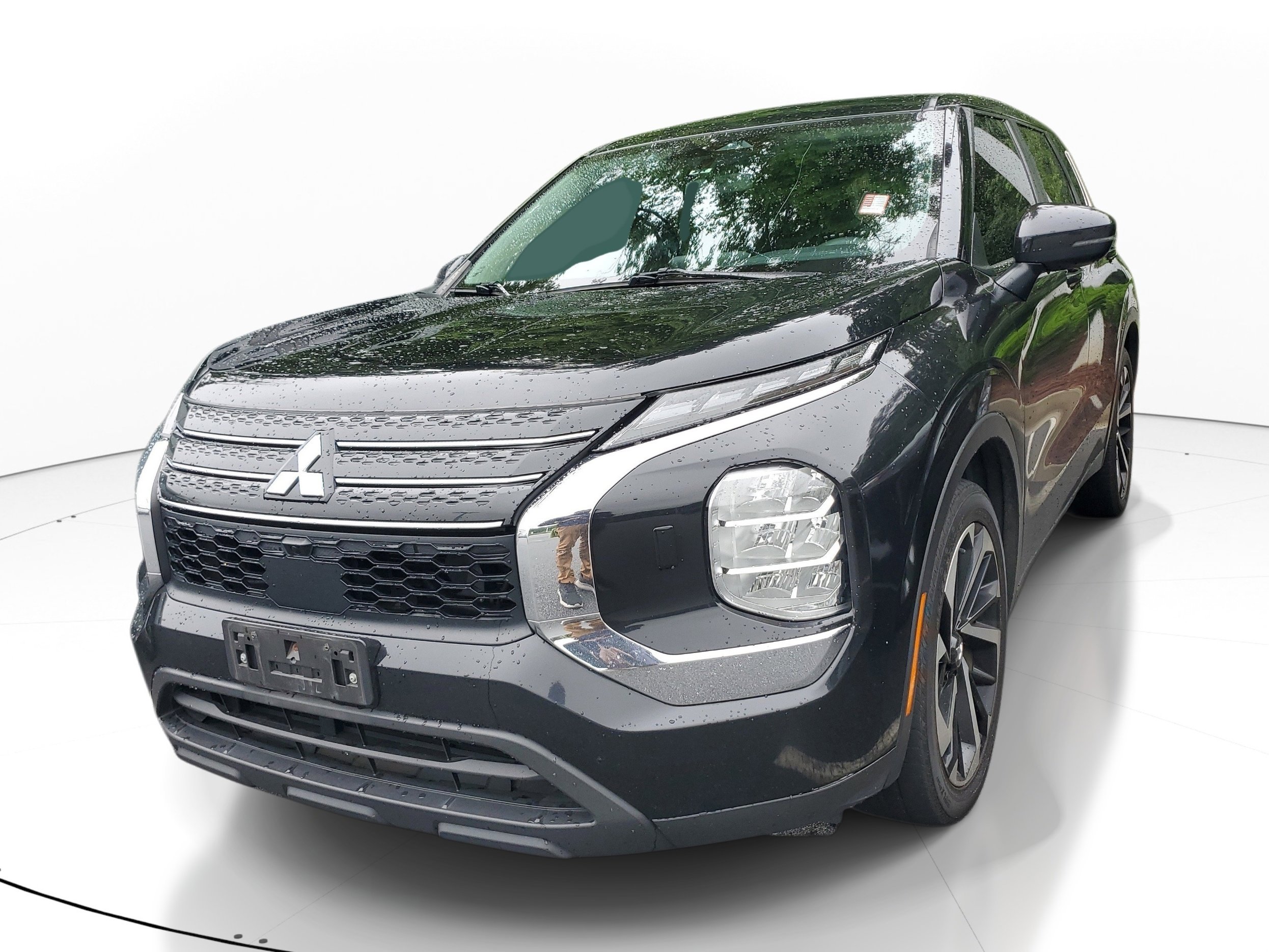 Used 2022 Mitsubishi Outlander ES AWD/4WD image 3