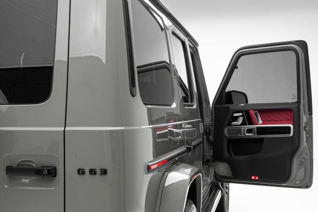 Used 2025 Mercedes-Benz G 63 AMG 4MATIC image 23