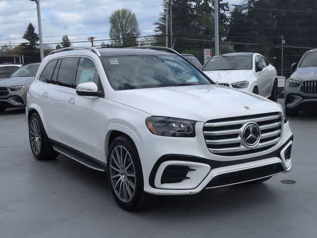New 2026 Mercedes-Benz GLS 580 4MATIC image 2