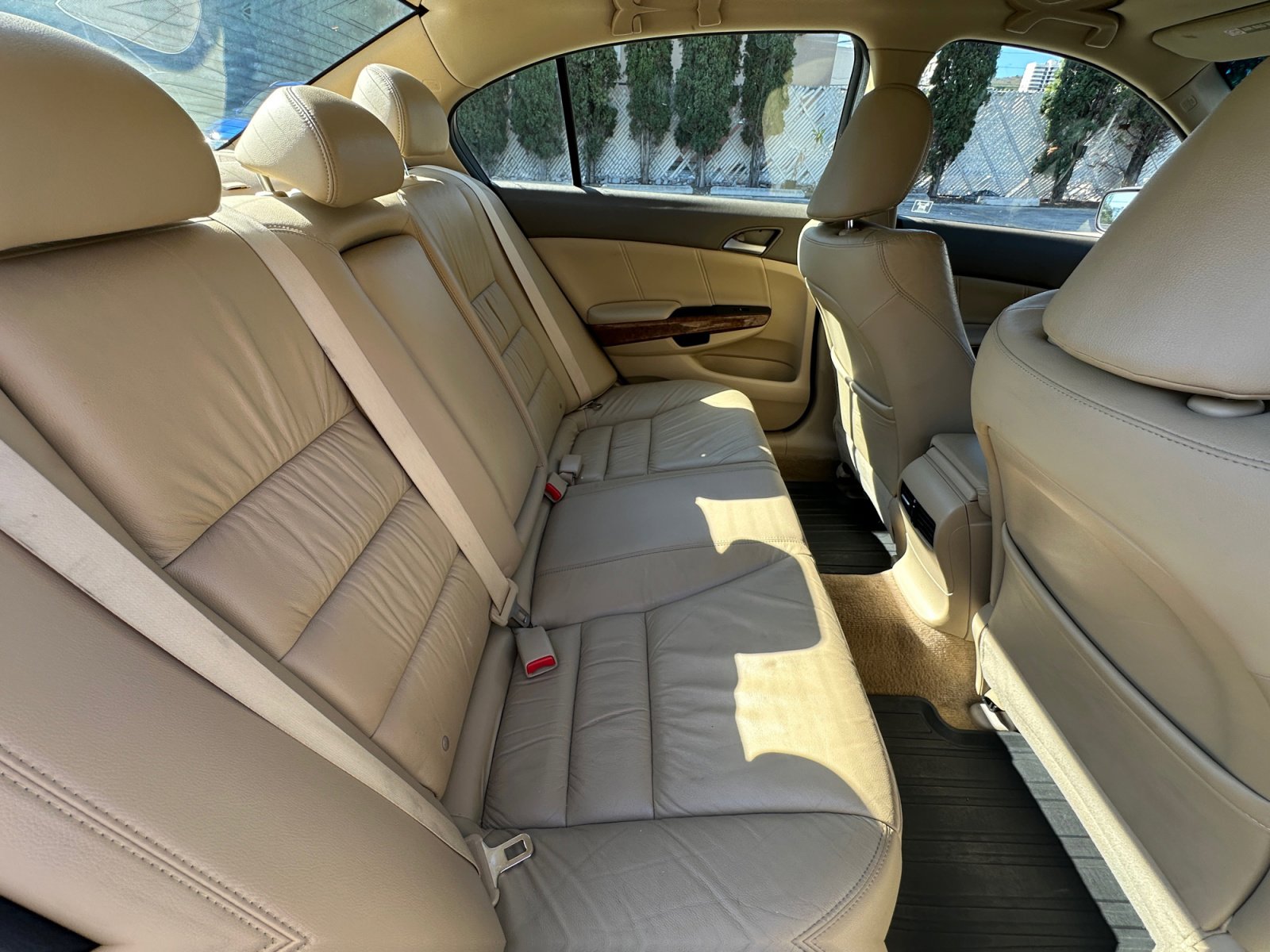 Used 2010 Honda Accord EX-L image 12