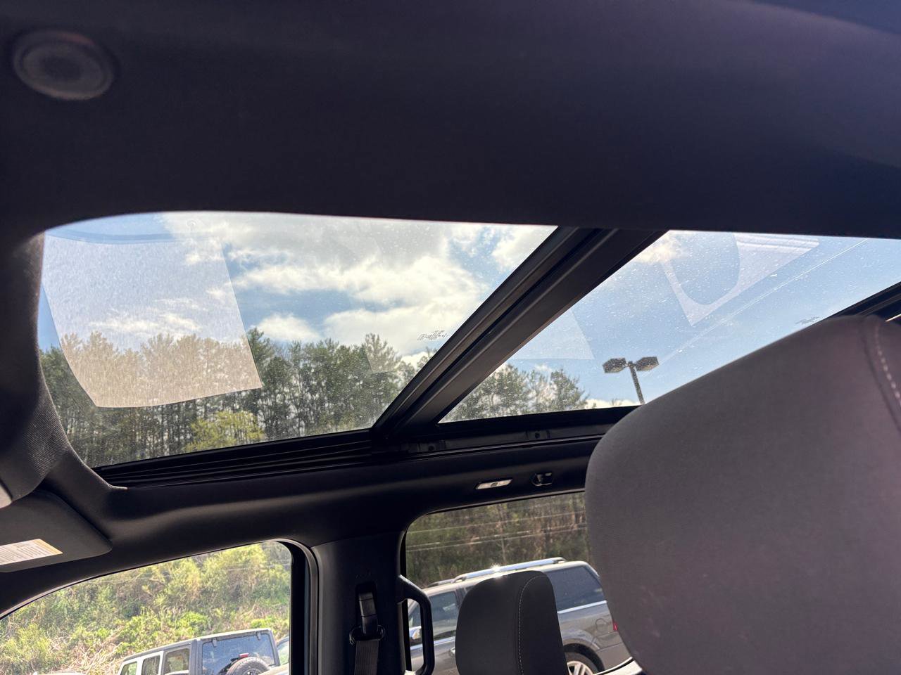 Used 2023 Ford F150 XLT w/ Equipment Group 302A High image 11