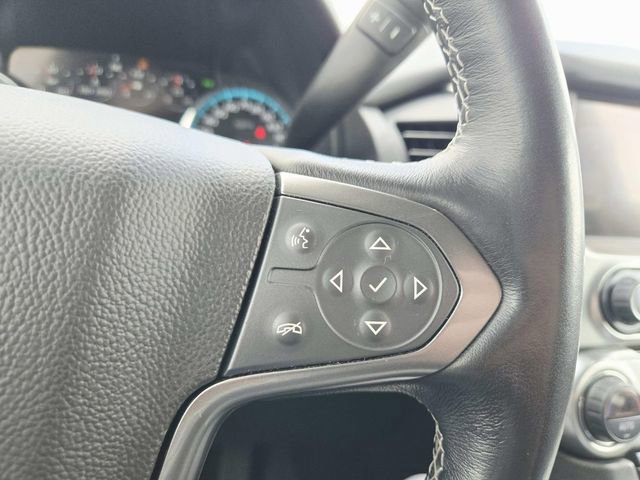 Used 2020 Chevrolet Suburban Premier w/ Premier 6.2L Value Package image 23