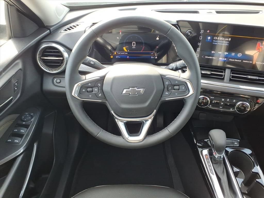 New 2026 Chevrolet Trax ACTIV FWD image 24