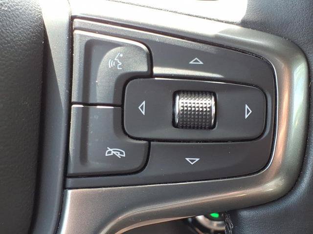 Used 2023 Chevrolet Silverado 1500 LT w/ LPO, Liner Protection Package AWD/4WD image 17