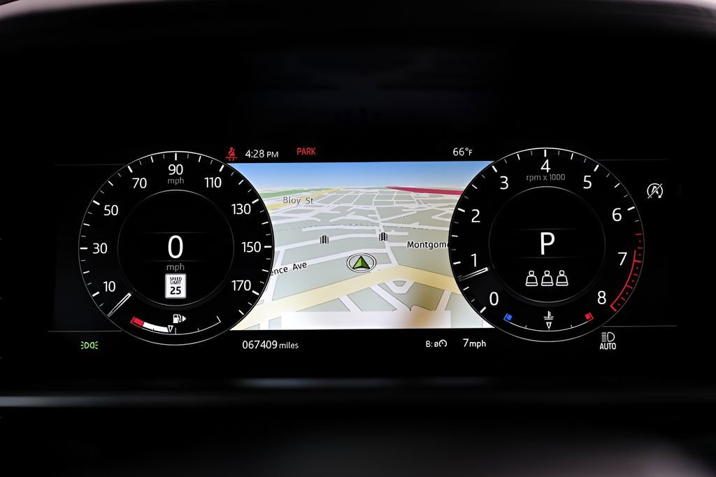 Used 2021 Land Rover Range Rover P525 Westminster Edition image 39