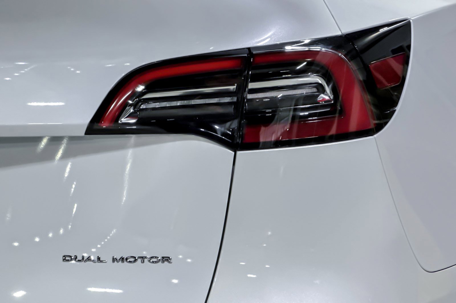 Used 2021 Tesla Model Y Long Range image 13