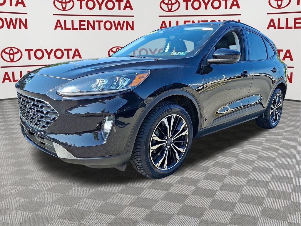 Used 2022 Ford Escape SEL w/ SEL Stealth AWD Package image 3