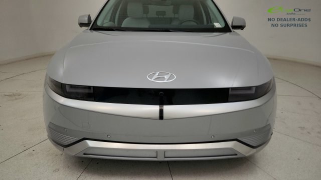 Used 2023 Hyundai Ioniq 5 Limited AWD/4WD image 26