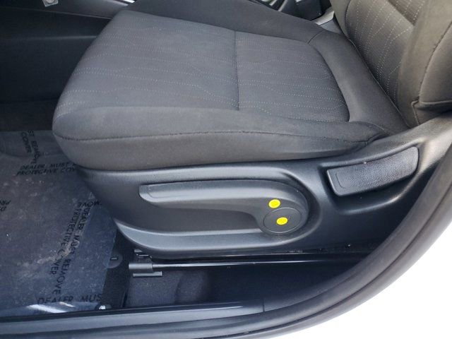 Used 2023 Hyundai Venue SE image 13