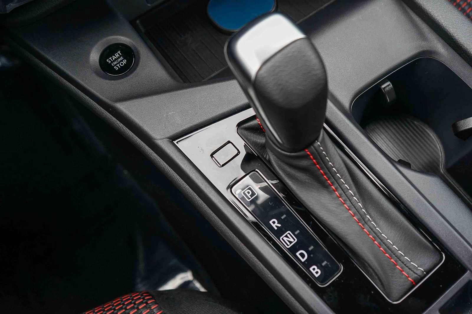 Used 2027 Nissan Sentra SR w/ Floor Mat Package FWD image 19