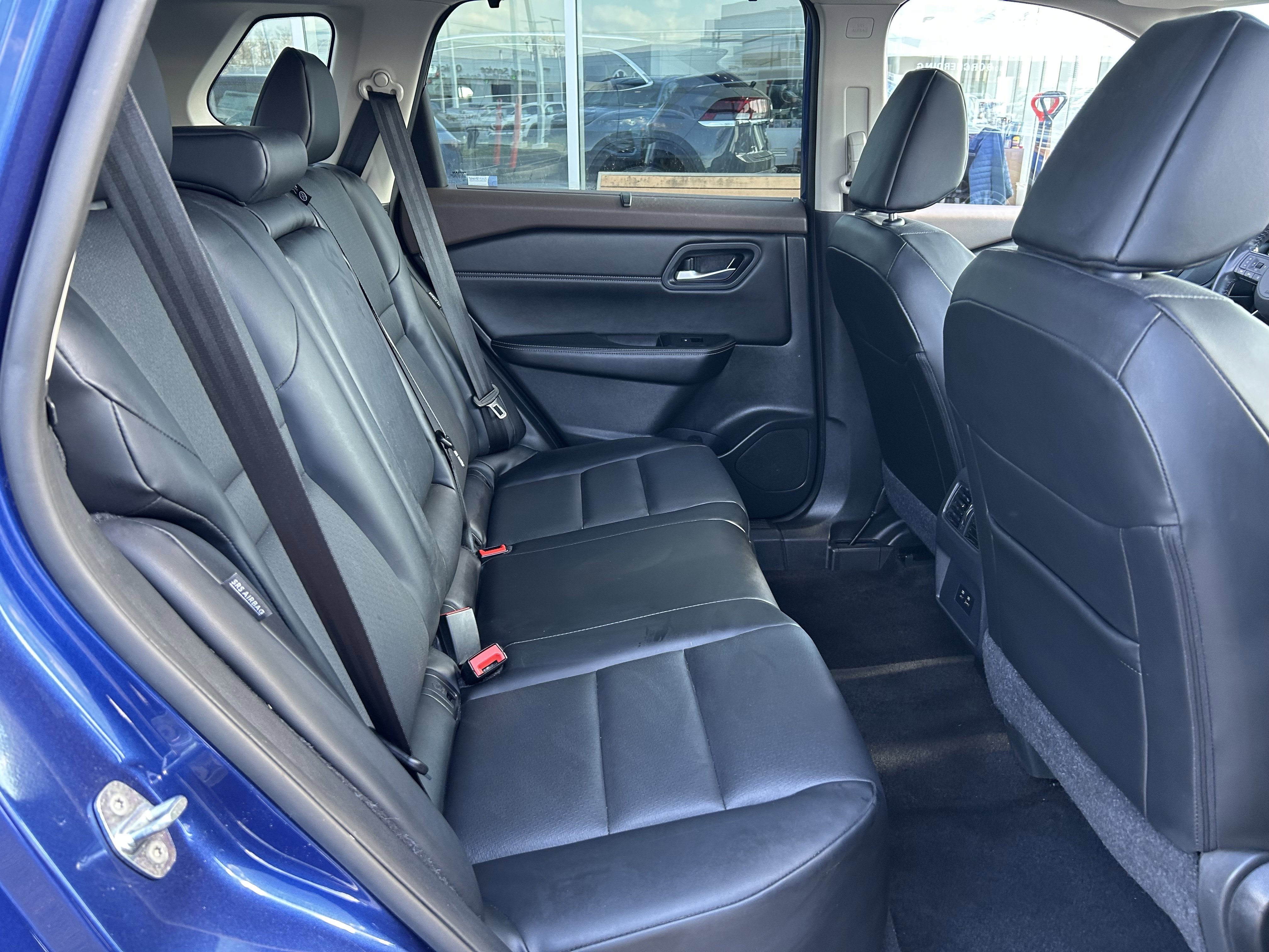 Used 2023 Nissan Rogue SV w/ SV Premium Package AWD/4WD image 25
