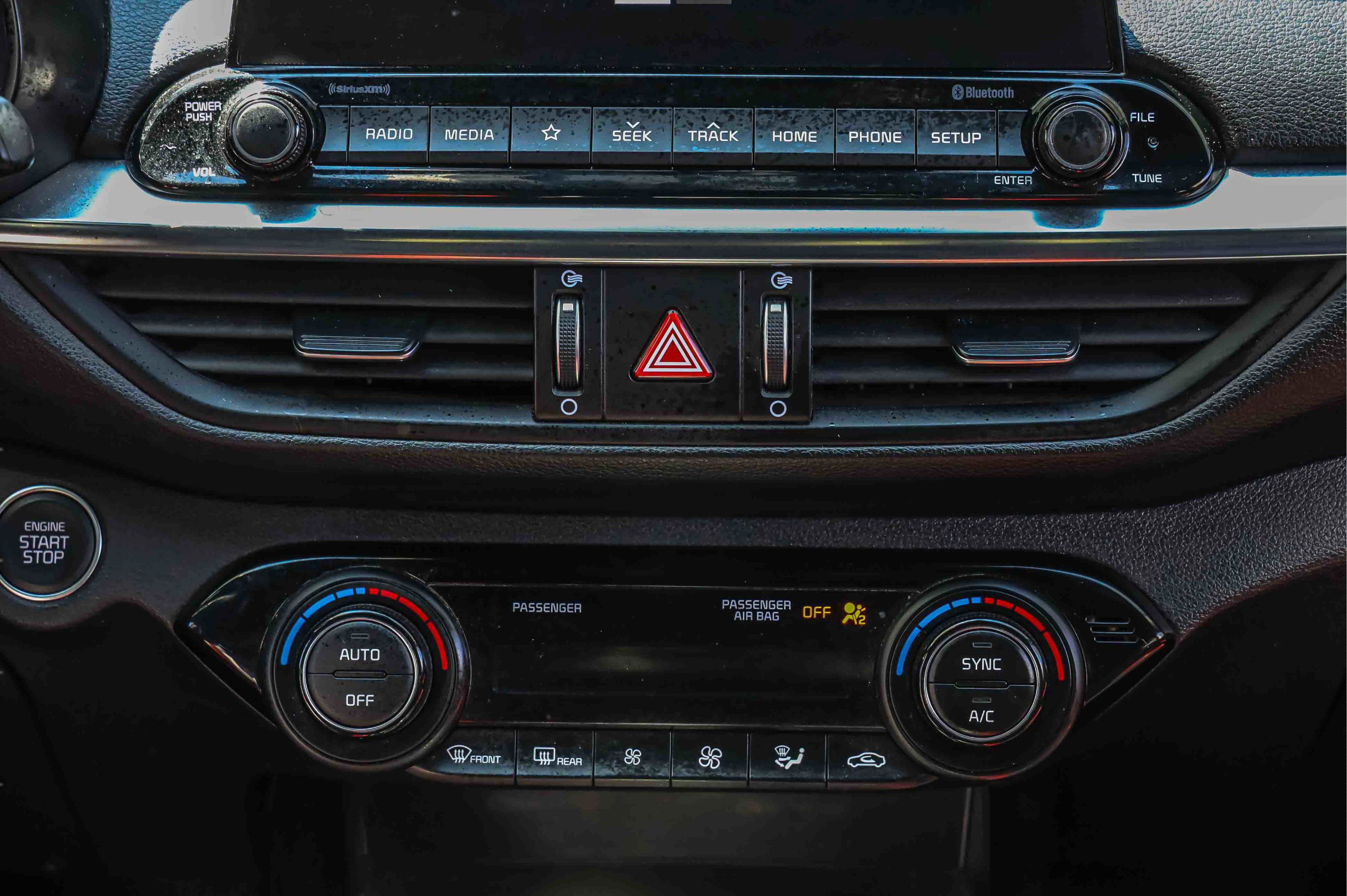 Certified 2019 Kia Forte EX FWD image 13