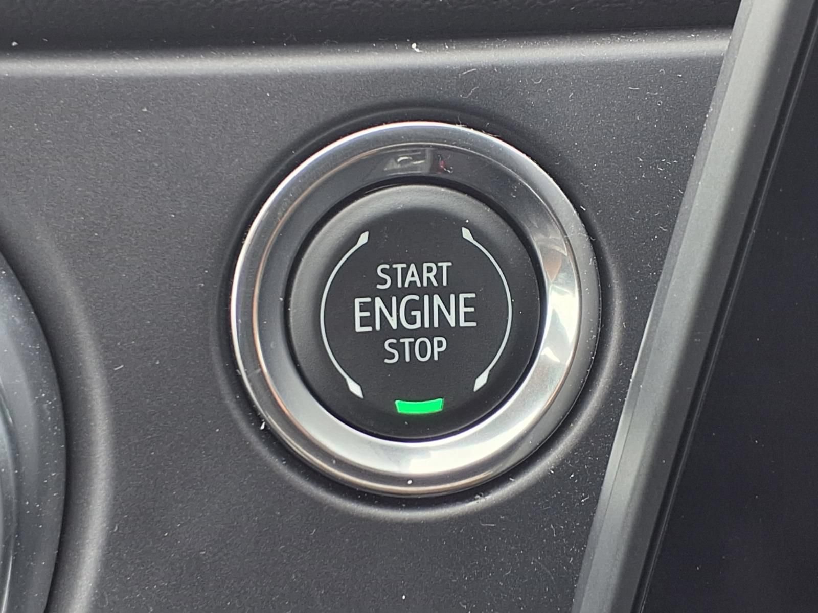 Used 2025 Chevrolet Blazer LT AWD/4WD image 9
