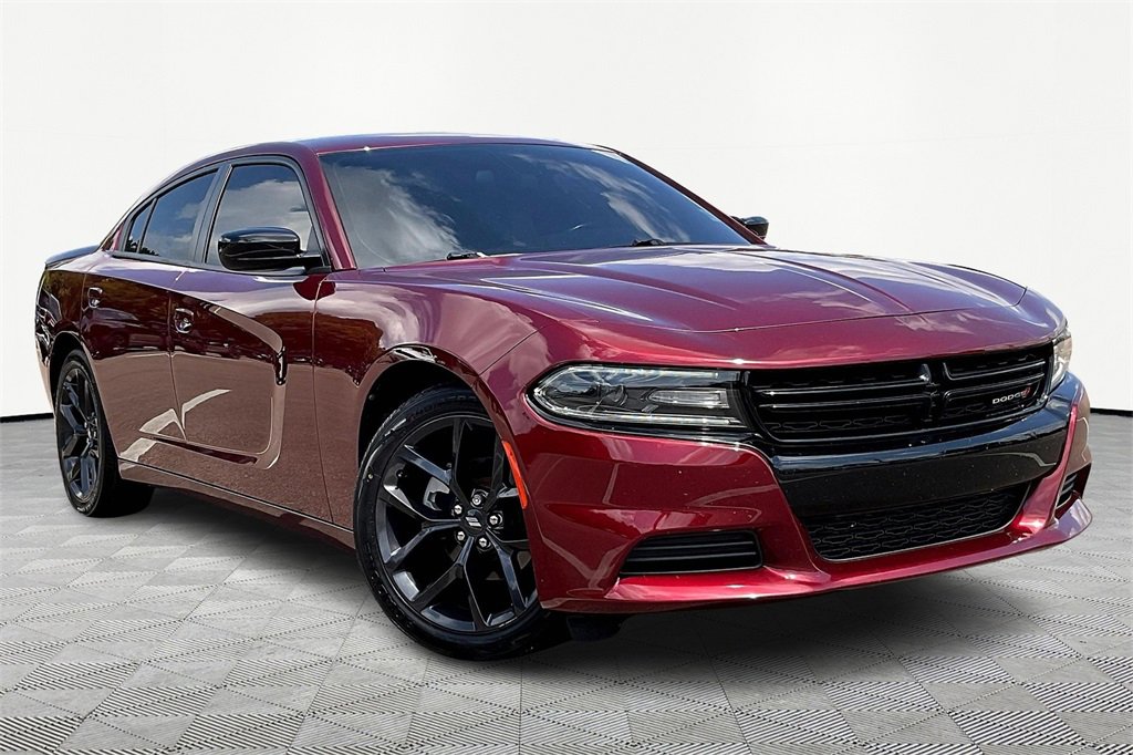 Used 2021 Dodge Charger SXT w/ Blacktop Package image 1