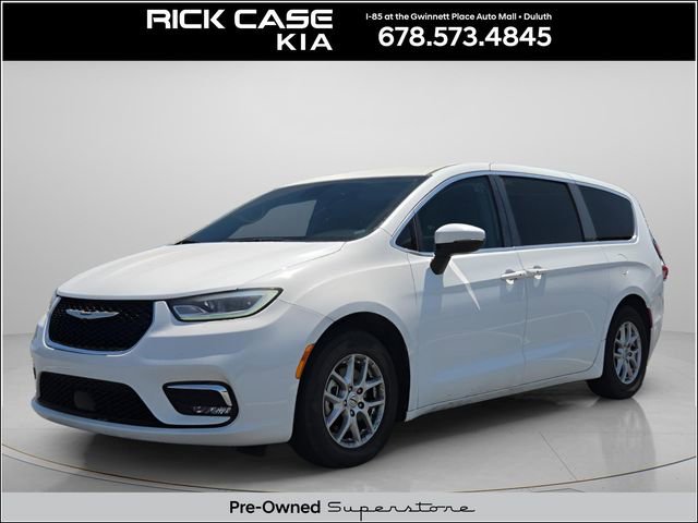 Used 2023 Chrysler Pacifica Touring-L FWD image 1