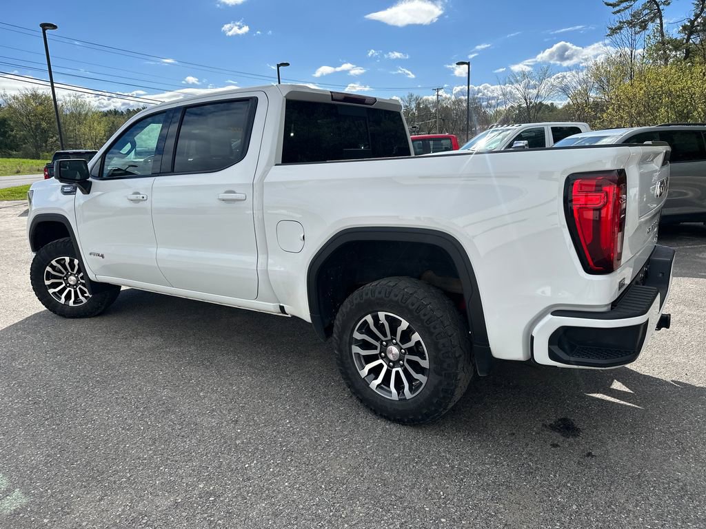 Used 2022 GMC Sierra 1500 AT4 w/ AT4 Preferred Package AWD/4WD image 3