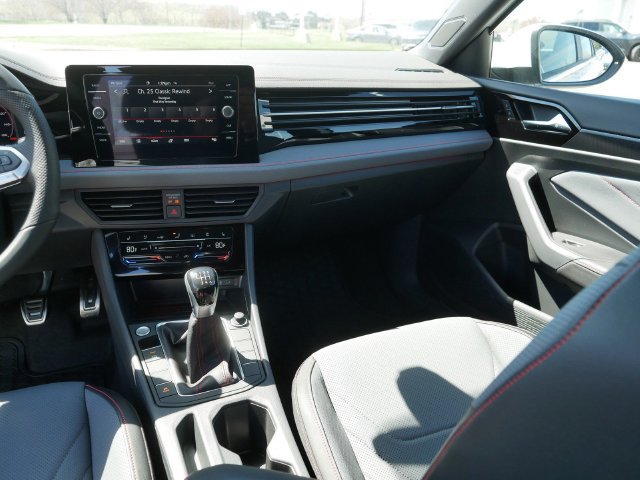 New 2026 Volkswagen Jetta GLI Autobahn FWD image 10