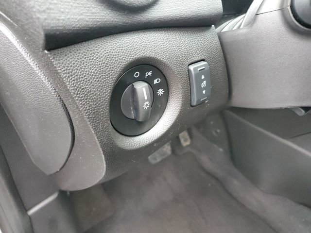 Used 2018 Ford Fiesta SE image 16