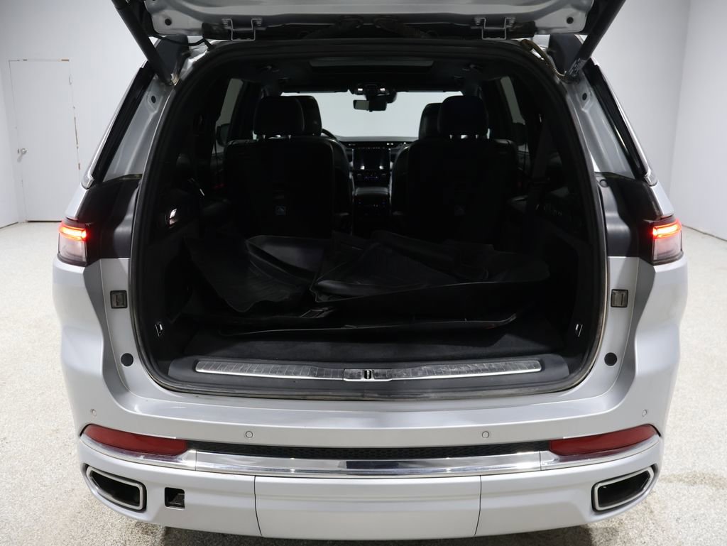 Used 2021 Jeep Grand Cherokee L Overland w/ Luxury Tech Group IV image 21