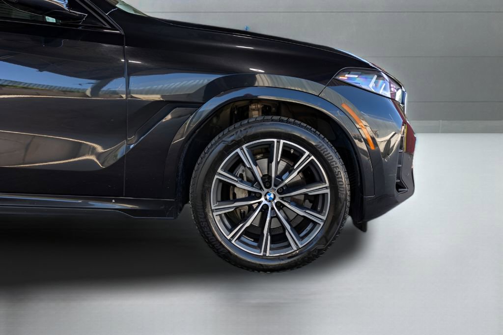 Used 2025 BMW X6 xDrive40i AWD/4WD image 10
