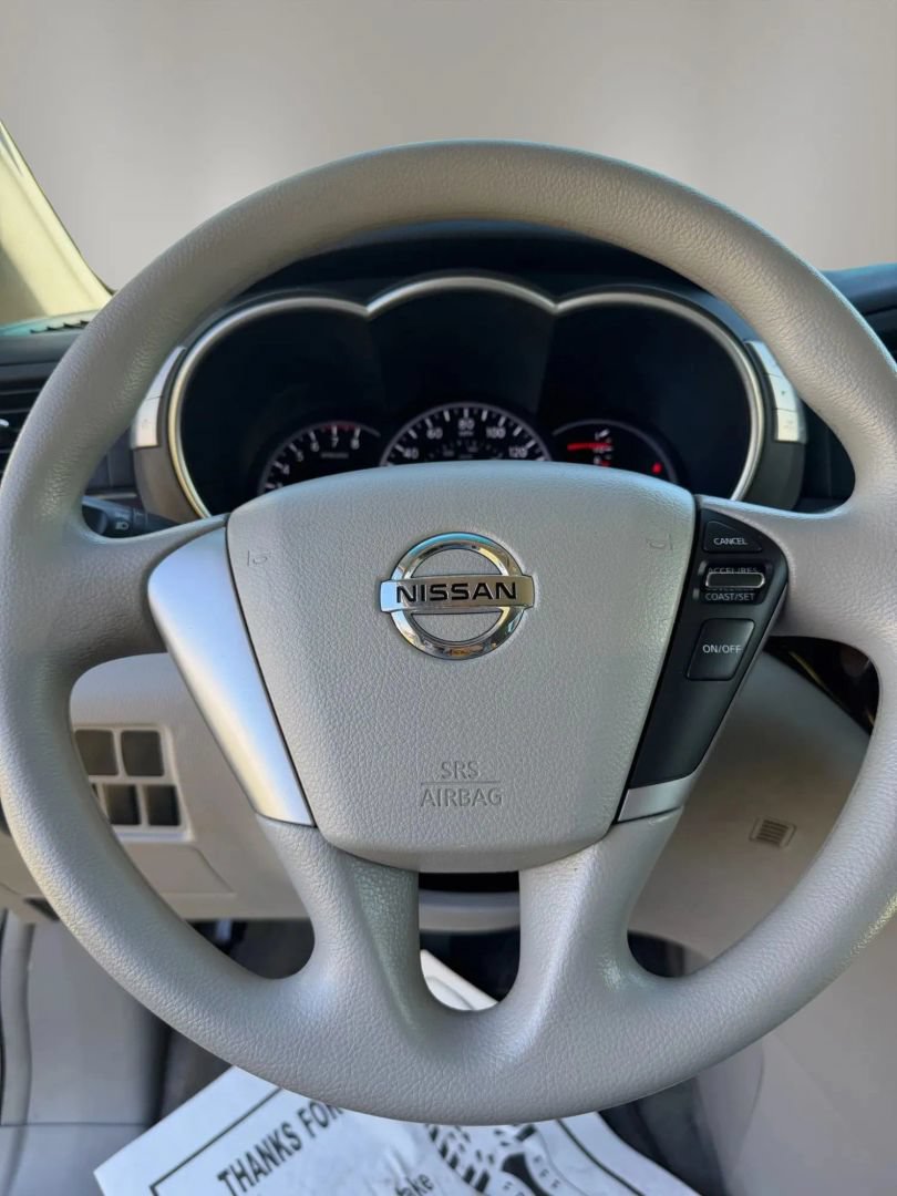 Used 2013 Nissan Quest S FWD image 18