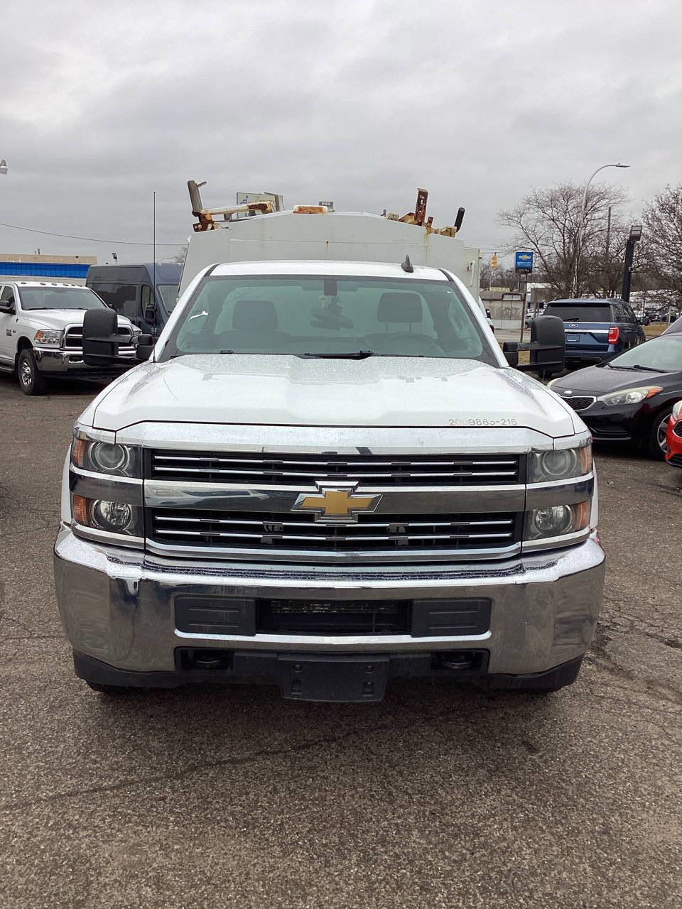 Used 2015 Chevrolet Silverado 3500 W/T RWD image 3