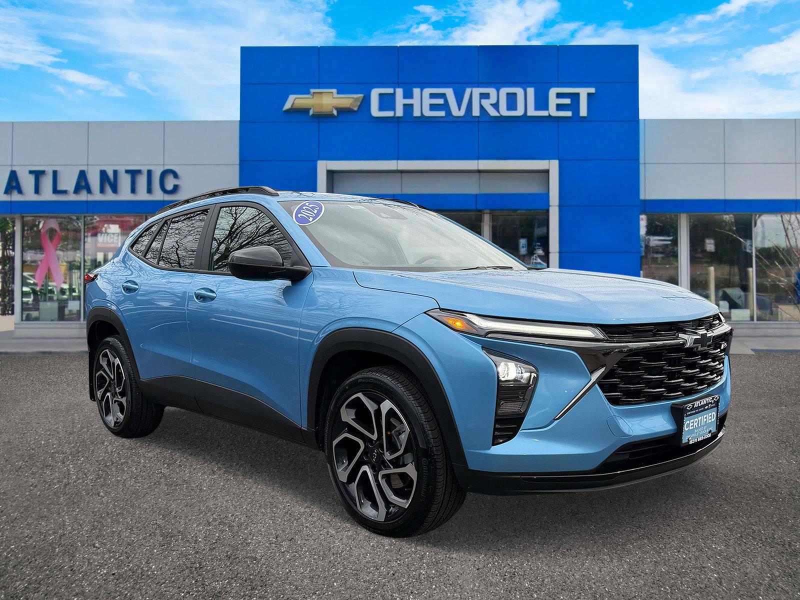 Certified 2025 Chevrolet Trax RS w/ Driver Confidence Package image 2