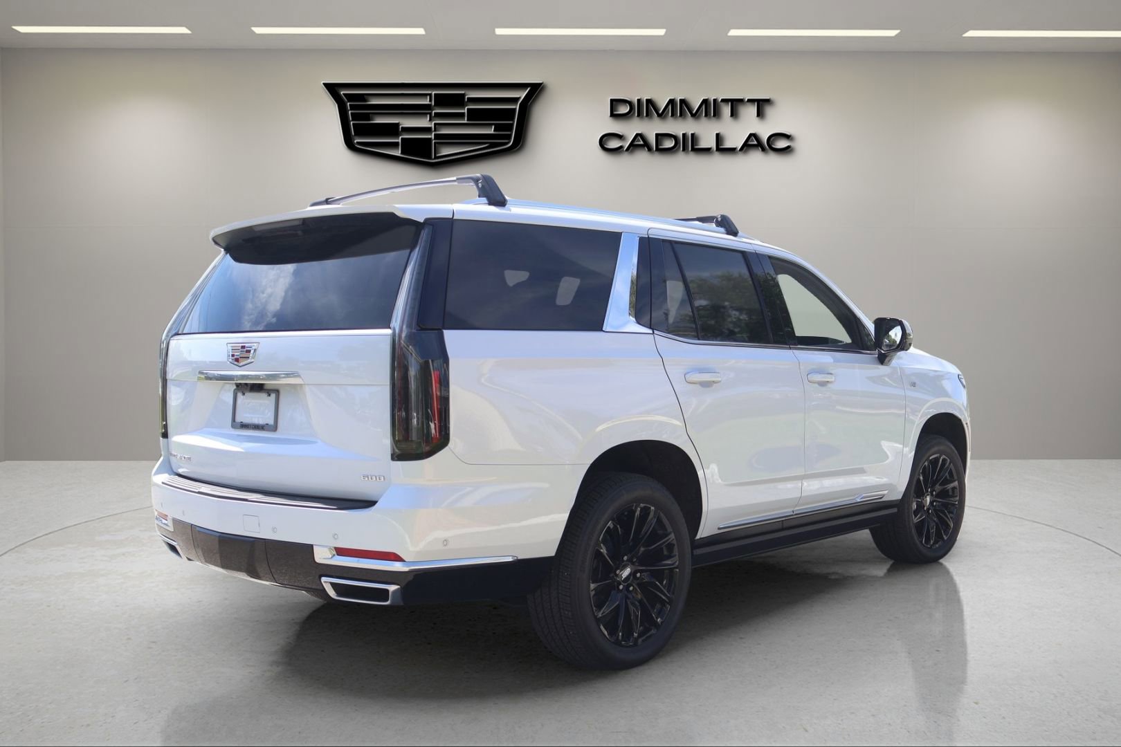 New 2026 Cadillac Escalade Luxury w/ LPO, Floor Liner Package AWD/4WD image 5