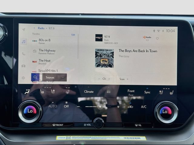 New 2026 Lexus TX 500h AWD image 33