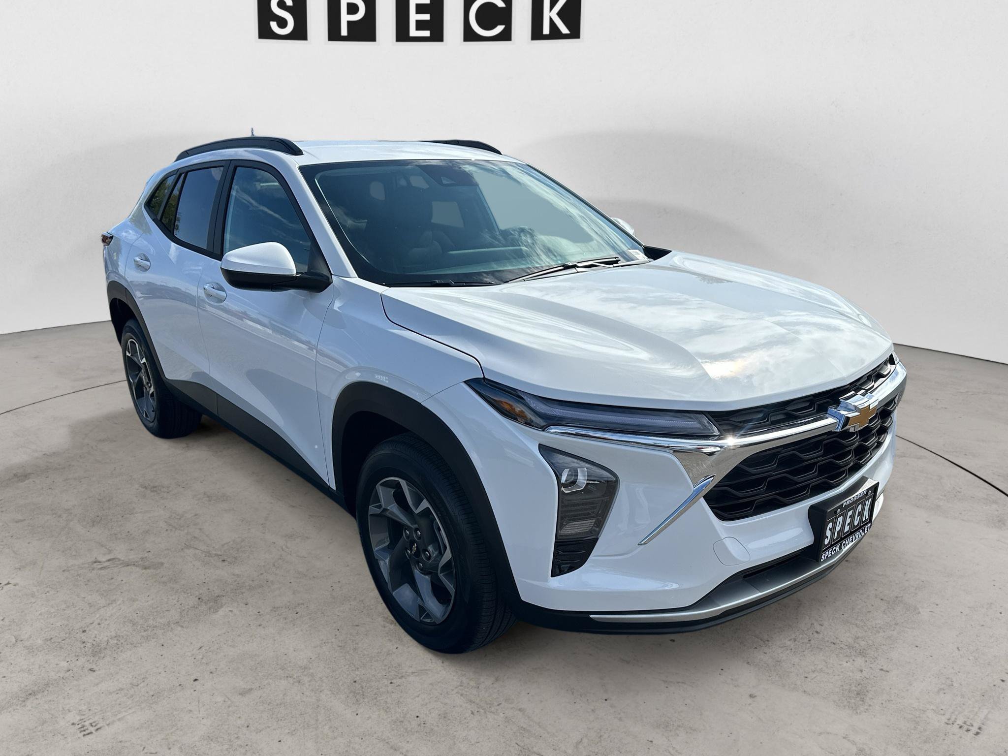 New 2026 Chevrolet Trax LT w/ LT Convenience Package FWD image 7