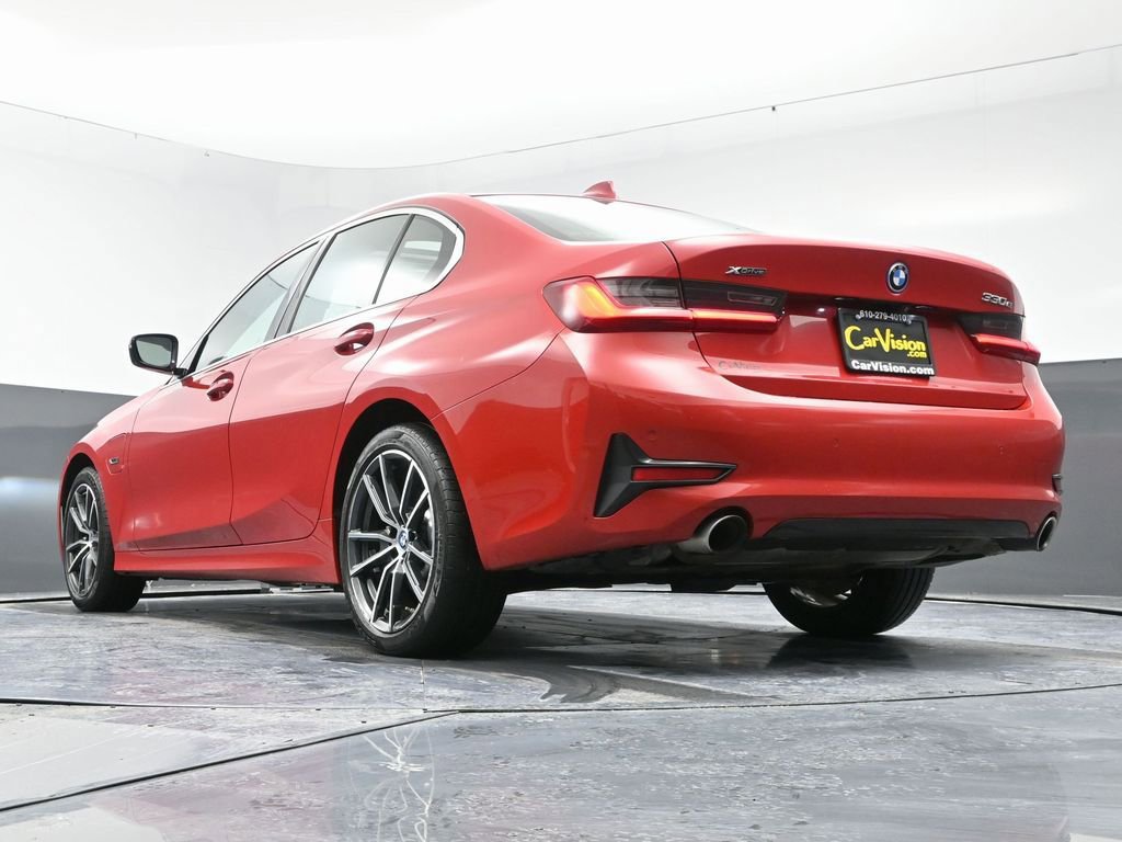 Used 2022 BMW 330e xDrive w/ Convenience Package AWD/4WD image 49
