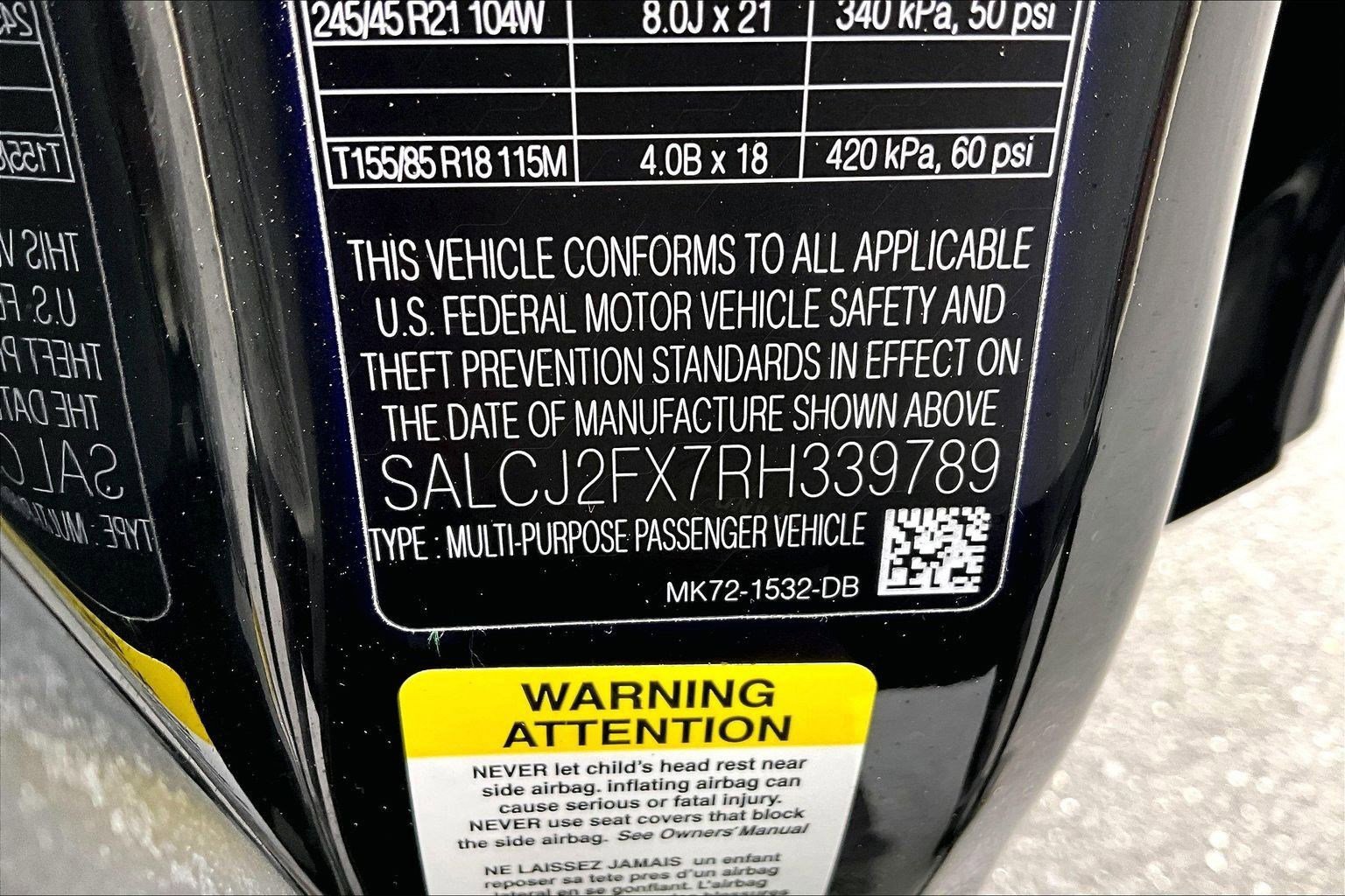 Used 2024 Land Rover Discovery Sport S image 21